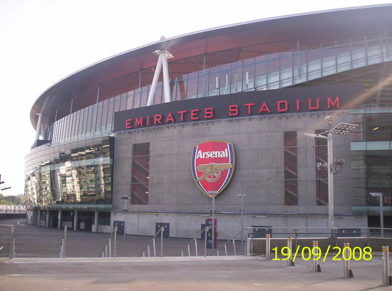 Emirates Stadyumu